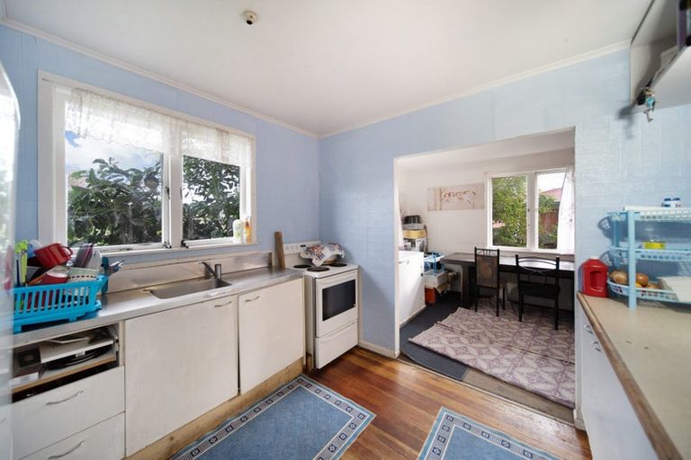 Photo of property in 10 Jukes Place, Otara, Auckland, 2023