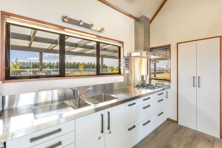 Photo of property in 297 Porangahau Road, Waipukurau, 4282