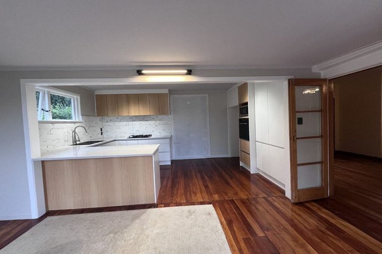 Photo of property in 552 Swanson Road, Ranui, Auckland, 0612