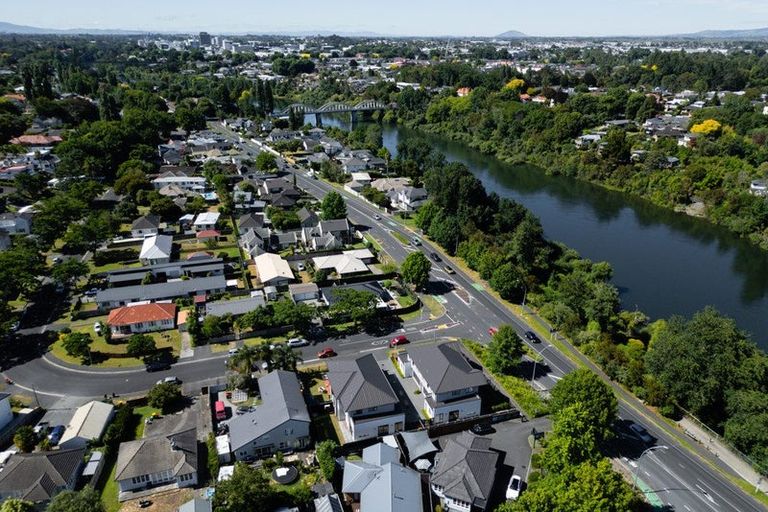 Photo of property in 64u3 Banbury Crescent, Fairfield, Hamilton, 3214