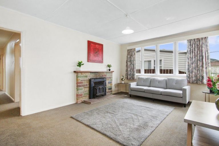 Photo of property in 11 Davis Crescent, Elderslea, Upper Hutt, 5018