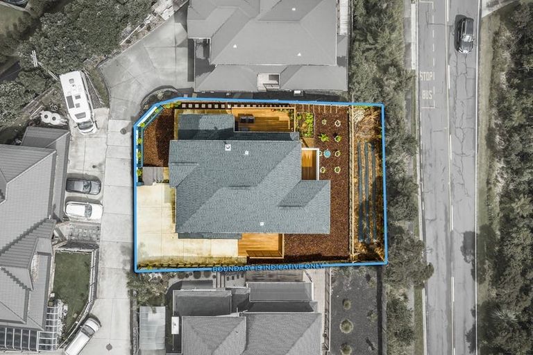 Photo of property in 10 Highway View Lane, Schnapper Rock, Auckland, 0632