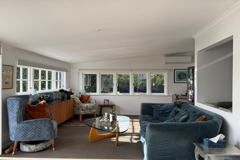 Photo of property in 75a Torkar Road, Clarks Beach, 2122