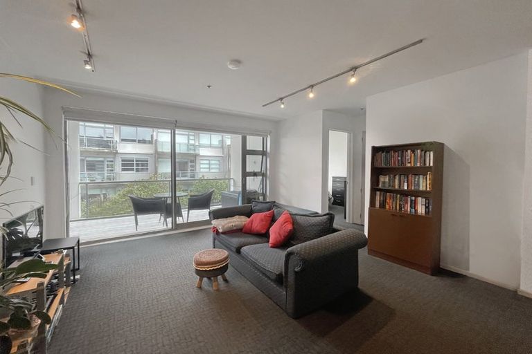 Photo of property in Revolucion Apartments, 303n/28 Torrens Terrace, Mount Cook, Wellington, 6011