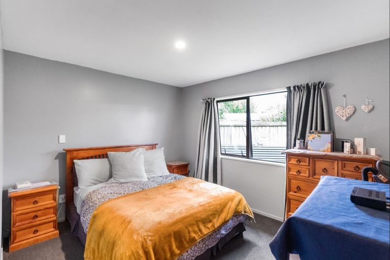Photo of property in 2/64a Randolph Street, Woolston, Christchurch, 8062