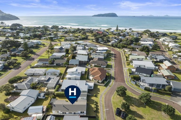 Photo of property in 28 Oceanair Drive, Pauanui, Hikuai, 3579