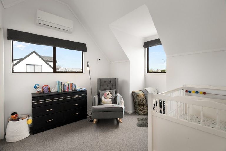 Photo of property in 80b Aviemore Drive, Highland Park, Auckland, 2010