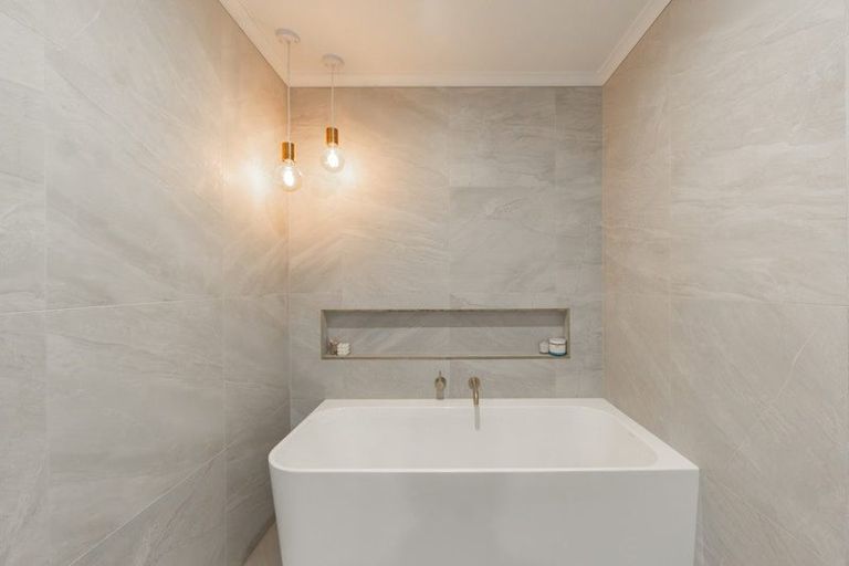 Photo of property in 2082 Kakaramea Road, Ngahinapouri, Hamilton, 3290