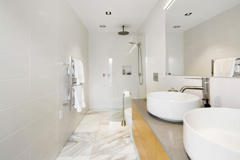 Photo of property in 2b Arthur Crescent, Hauraki, Auckland, 0622