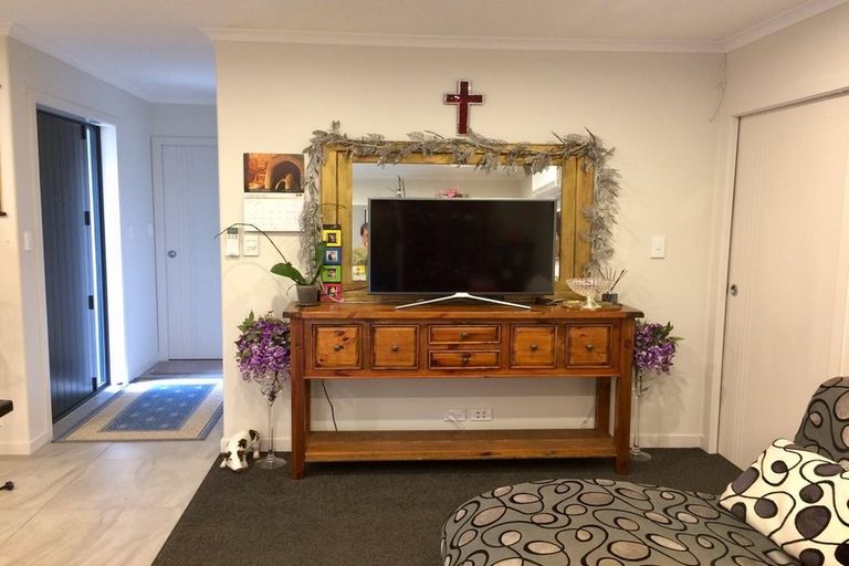 Photo of property in 59a Queen Street, Riverhead, 0820