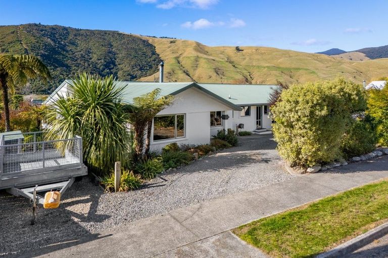 Photo of property in 1 Kaituna Place, Havelock, 7100