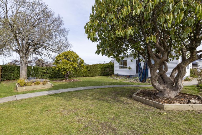 Photo of property in 36 Connolly Street, Geraldine, 7930