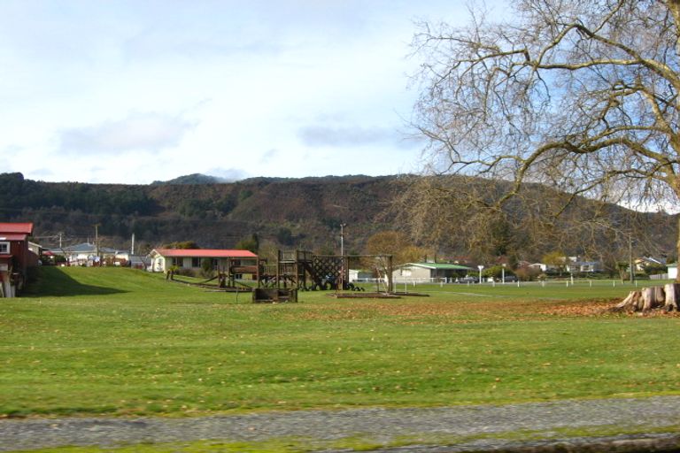 Photo of property in 19- 21 Plaskett Street, Reefton, 7830