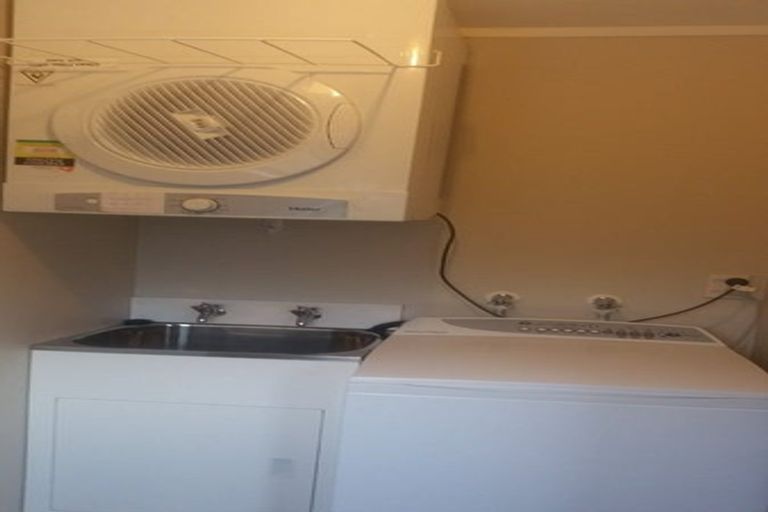 Photo of property in 6/2 Burdendale Grove, Churton Park, Wellington, 6037