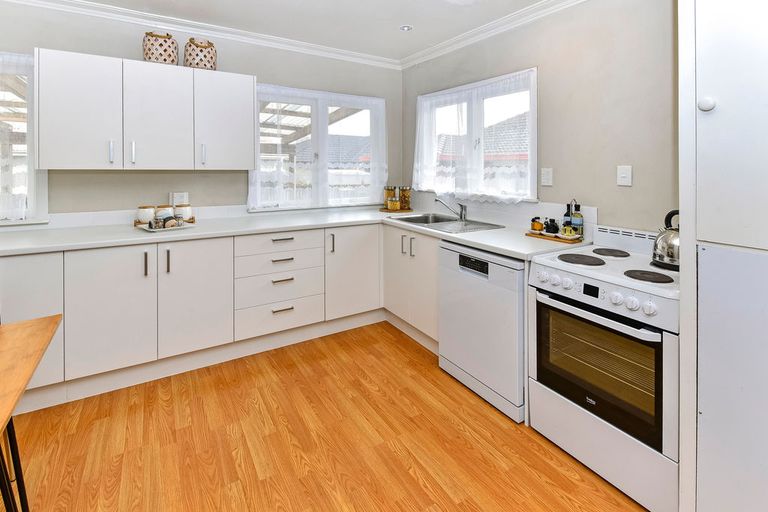 Photo of property in 1/32 King Edward Avenue, Papakura, 2110