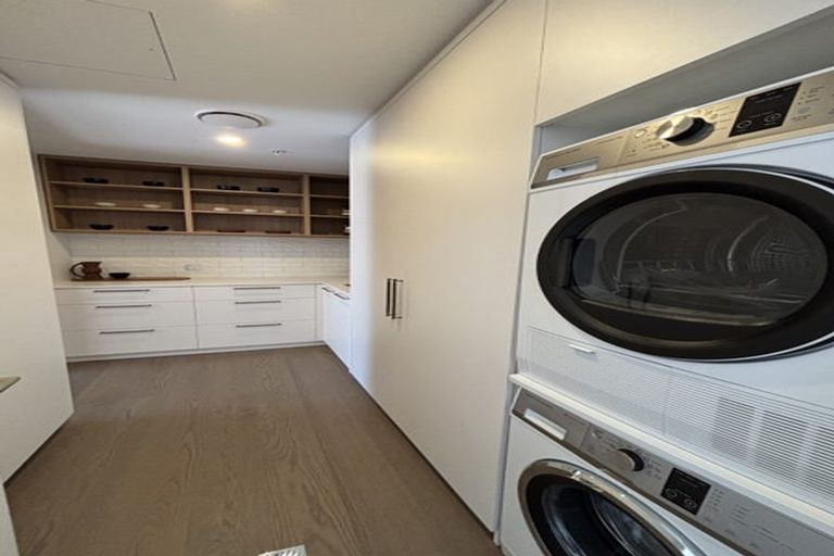 Photo of property in 71 Haven Road, Nelson, 7010