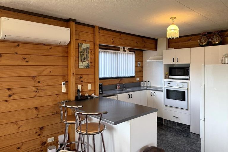 Photo of property in 2 Jamieson Road, Karoro, Greymouth, 7805