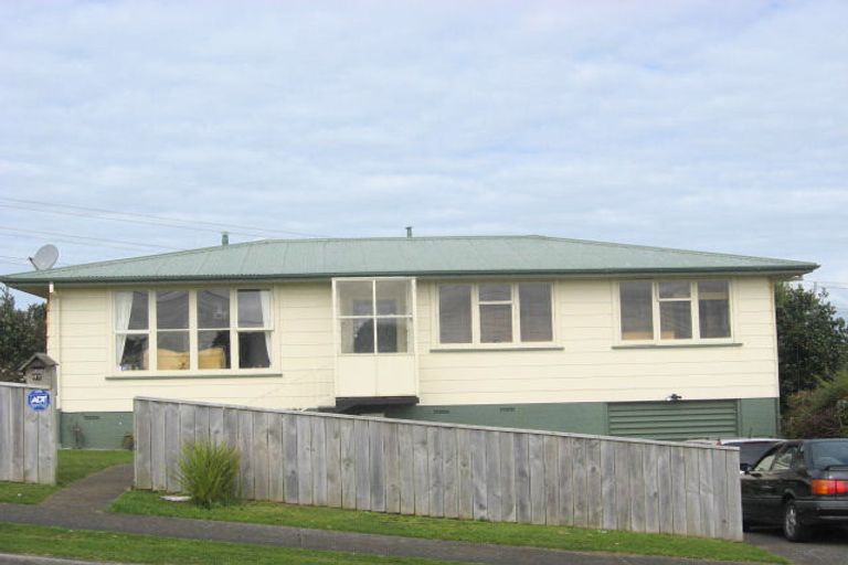 Photo of property in 67 Marama Crescent, Spotswood, New Plymouth, 4310