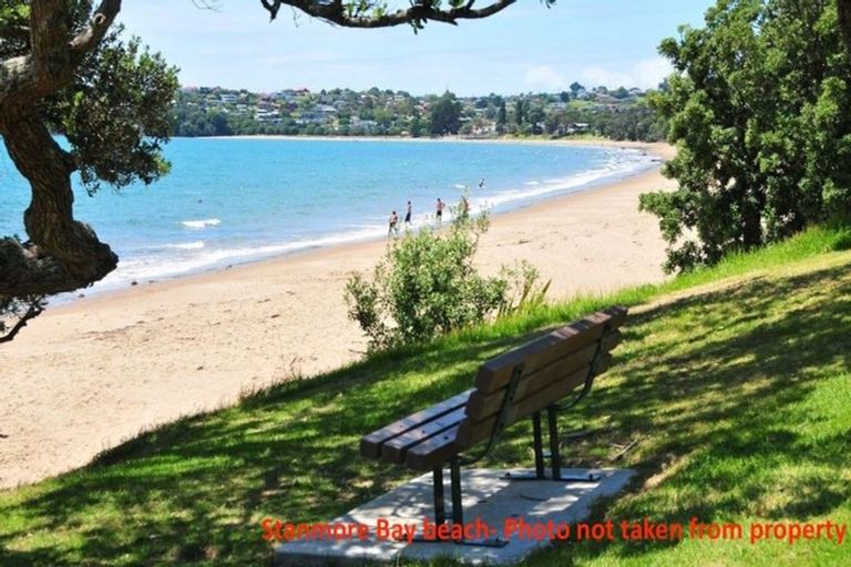 Photo of property in 117 Karepiro Drive, Stanmore Bay, Whangaparaoa, 0932