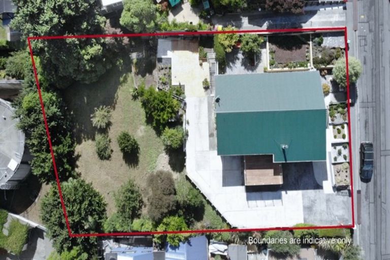 Photo of property in 5 Cornwall Road, Lyttelton, 8082