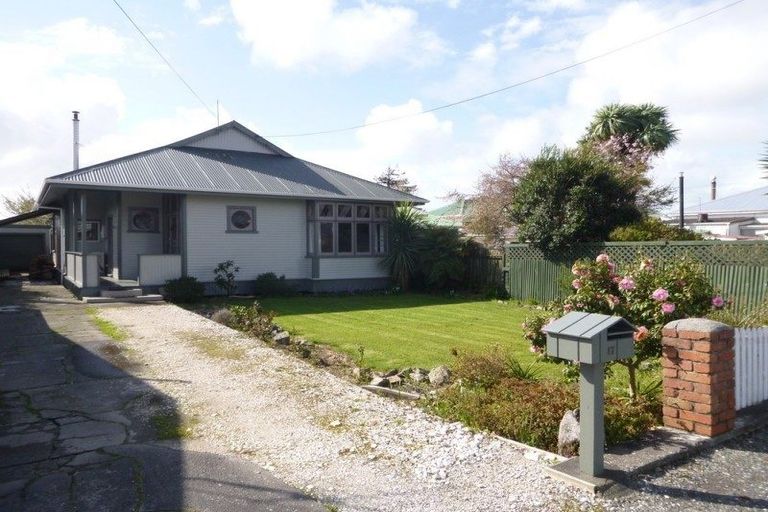 Photo of property in 17 Lyndhurst Street, Westport, 7825