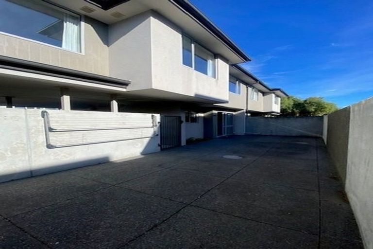 Photo of property in 55c Brockworth Place, Riccarton, Christchurch, 8011