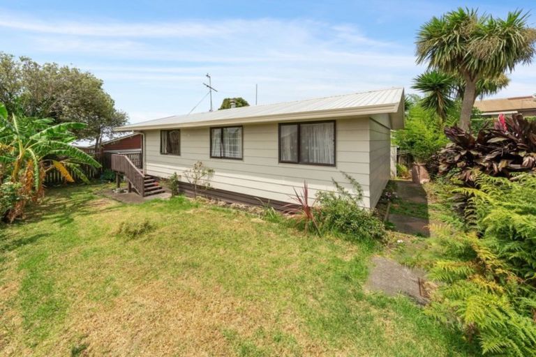 Photo of property in 2/8 Ashlynne Avenue, Papatoetoe, Auckland, 2025