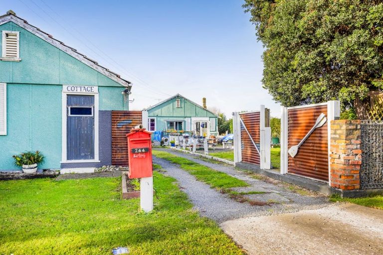 Photo of property in 244 Egmont Street, Patea, 4520
