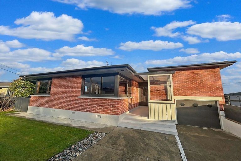 Photo of property in 122 Park Street, Winton, 9720