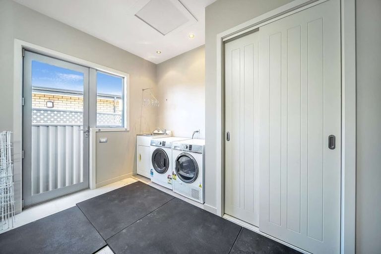 Photo of property in 40 Breaksea Street, Te Anau, 9600