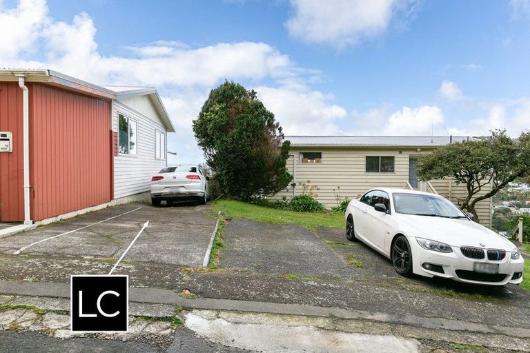 Photo of property in 5b Oldham Way, Crofton Downs, Wellington, 6035