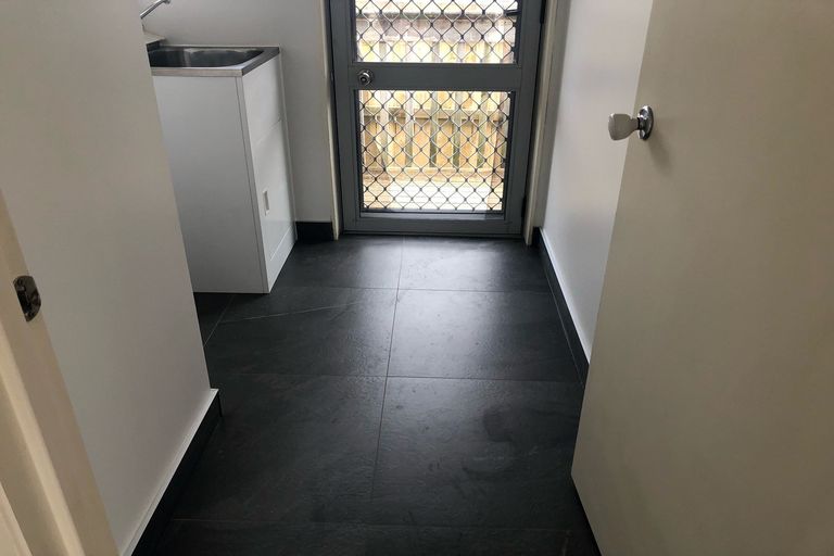 Photo of property in 8 Don Buck Road, Massey, Auckland, 0614