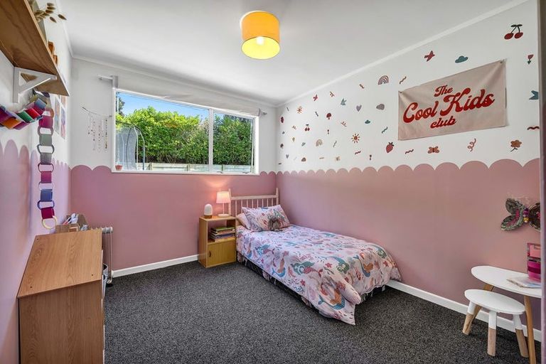 Photo of property in 28a Riversdale Drive, Merrilands, New Plymouth, 4312