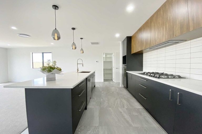 Photo of property in 72 Finn Avenue, Rolleston, 7615