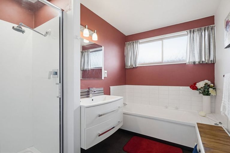 Photo of property in 103 Benmore Avenue, Cloverlea, Palmerston North, 4412