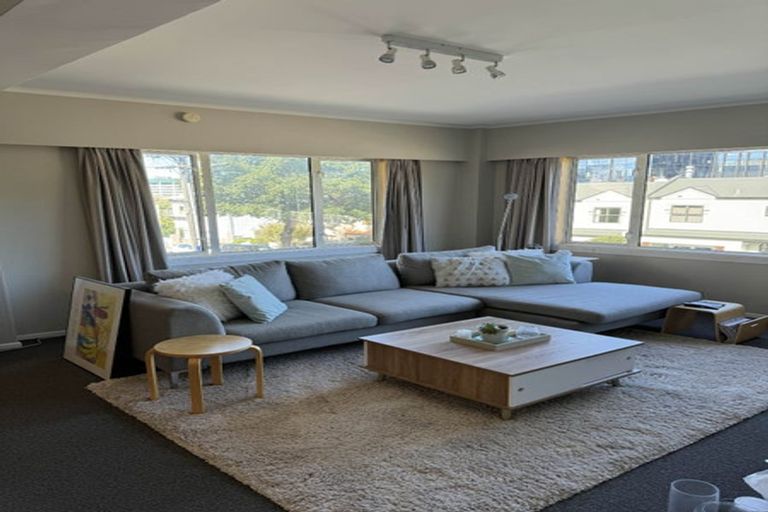 Photo of property in 68u1 Hill Street, Thorndon, Wellington, 6011