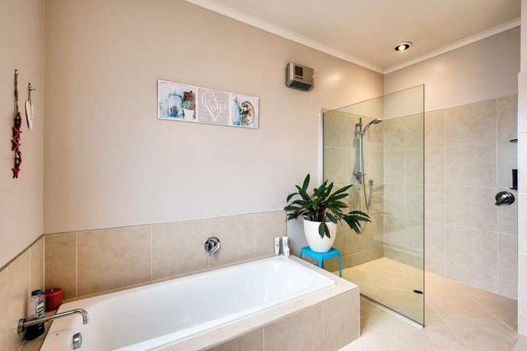 Photo of property in 17 The Dunes, Cromwell, 9310