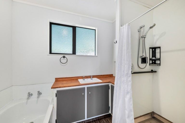 Photo of property in 14 Wakefield Street, Seddon, 7210