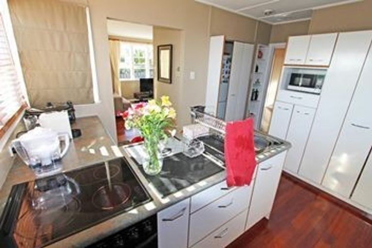 Photo of property in 43b Moire Road, Massey, Auckland, 0614