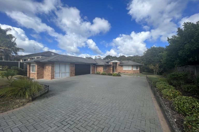 Photo of property in 36 Kinleith Way, Albany, Auckland, 0632