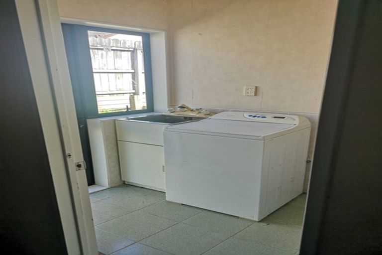 Photo of property in 21 Kilsyth Way, East Tamaki Heights, Auckland, 2016