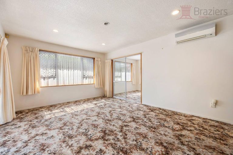 Photo of property in 1/61a Strathfield Avenue, Dallington, Christchurch, 8061