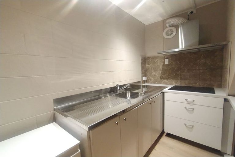 Photo of property in 1/128 Bucklands Beach Road, Bucklands Beach, Auckland, 2012