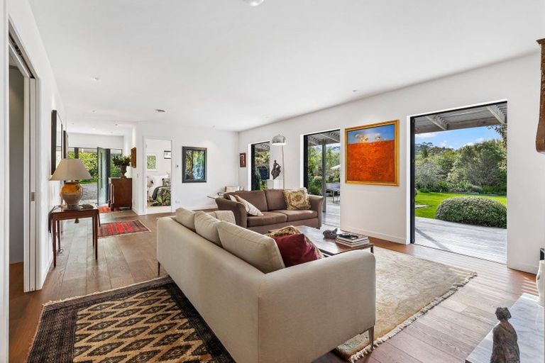 Photo of property in 2 Valley Road, Waitoki, Kaukapakapa, 0871