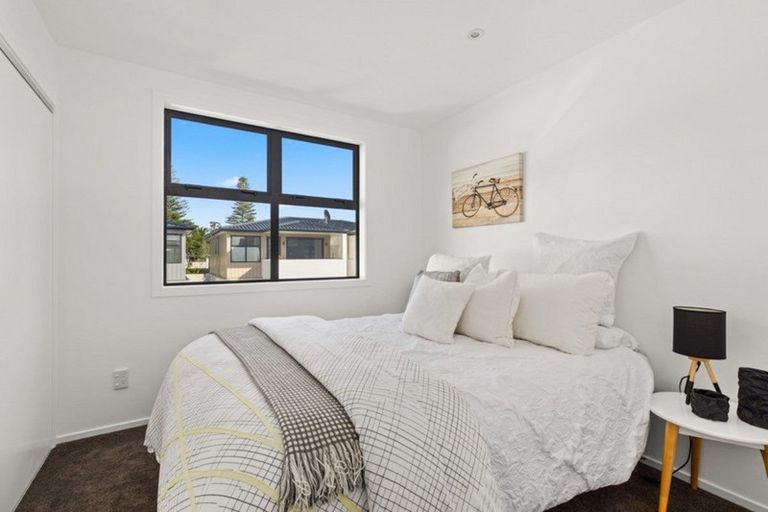 Photo of property in 4/447 Hibiscus Coast Highway, Orewa, 0931