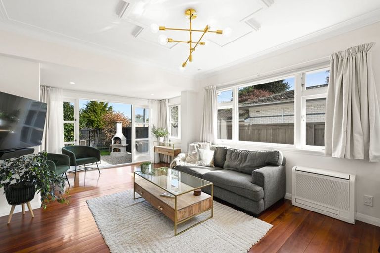Photo of property in 168 Victoria Street, Cambridge, 3434