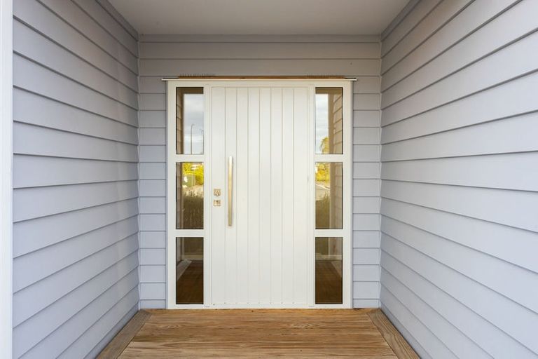 Photo of property in 8 Lavinias Way, Chartwell, Hamilton, 3210