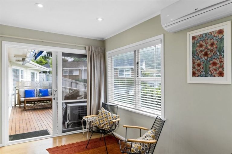 Photo of property in 50 Spencer Street, Crofton Downs, Wellington, 6035