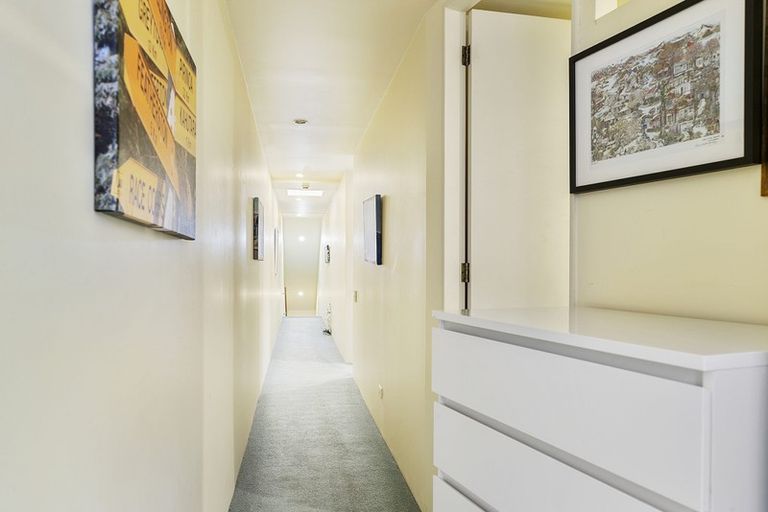 Photo of property in Sirocco Apartments, 607/8u Church Street, Wellington Central, Wellington, 6011