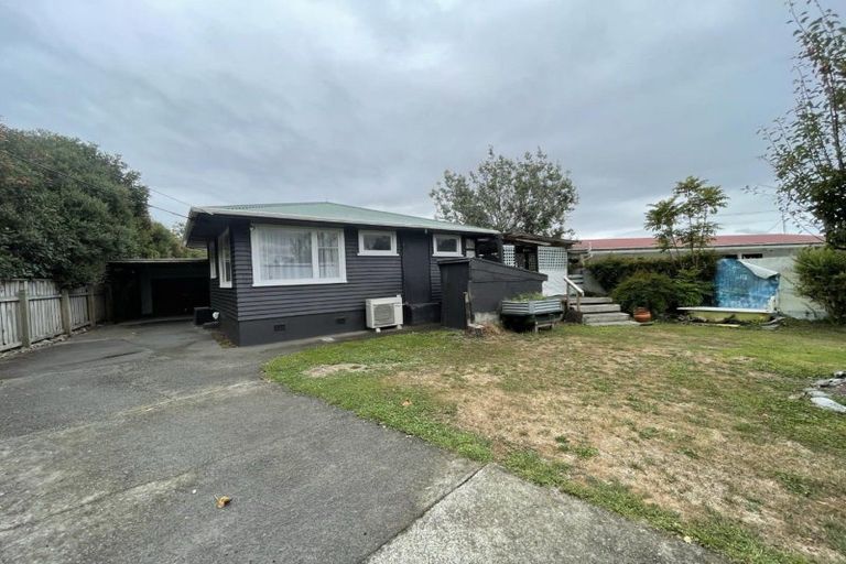 Photo of property in 64 Wikitoria Road, Putiki, Whanganui, 4501